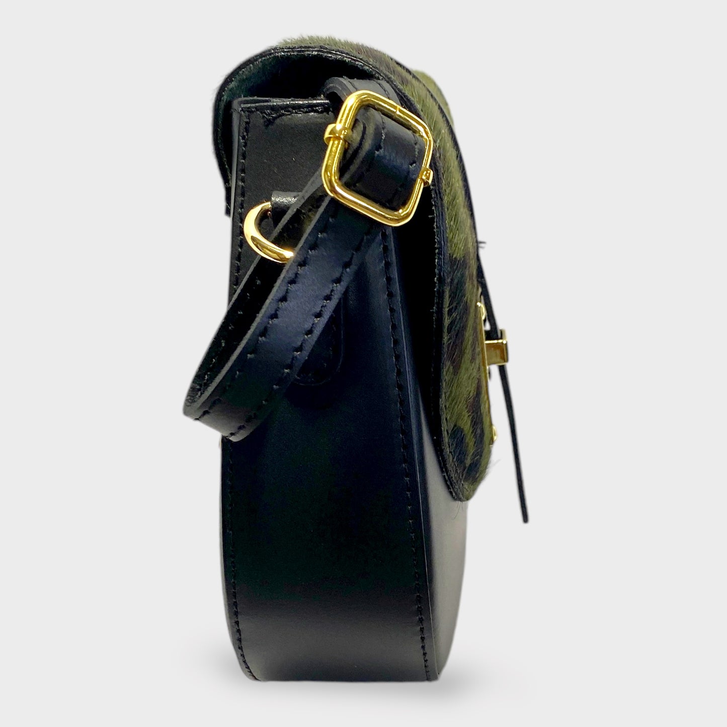 Buckle Hide Purse | SwansNature