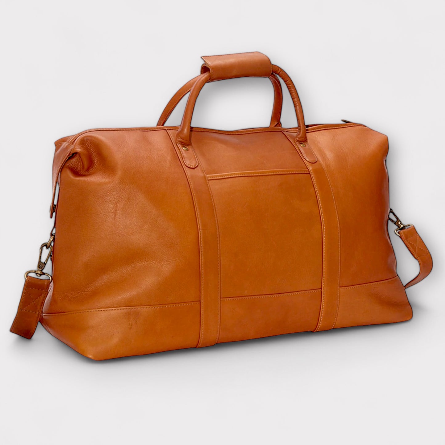 Butta Leather Duffle | SwansNature