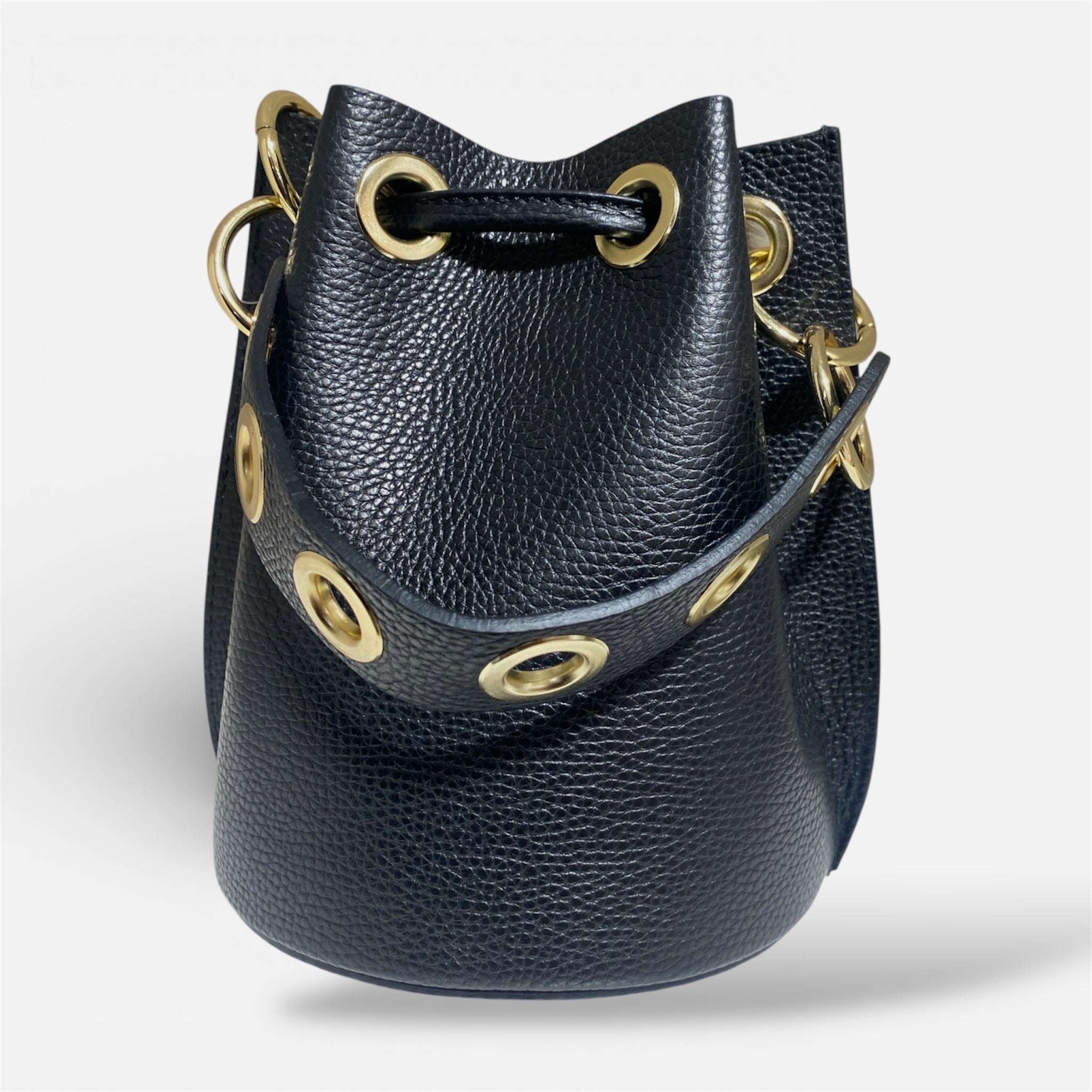 Cowhide Bucket Purse | SwansNature