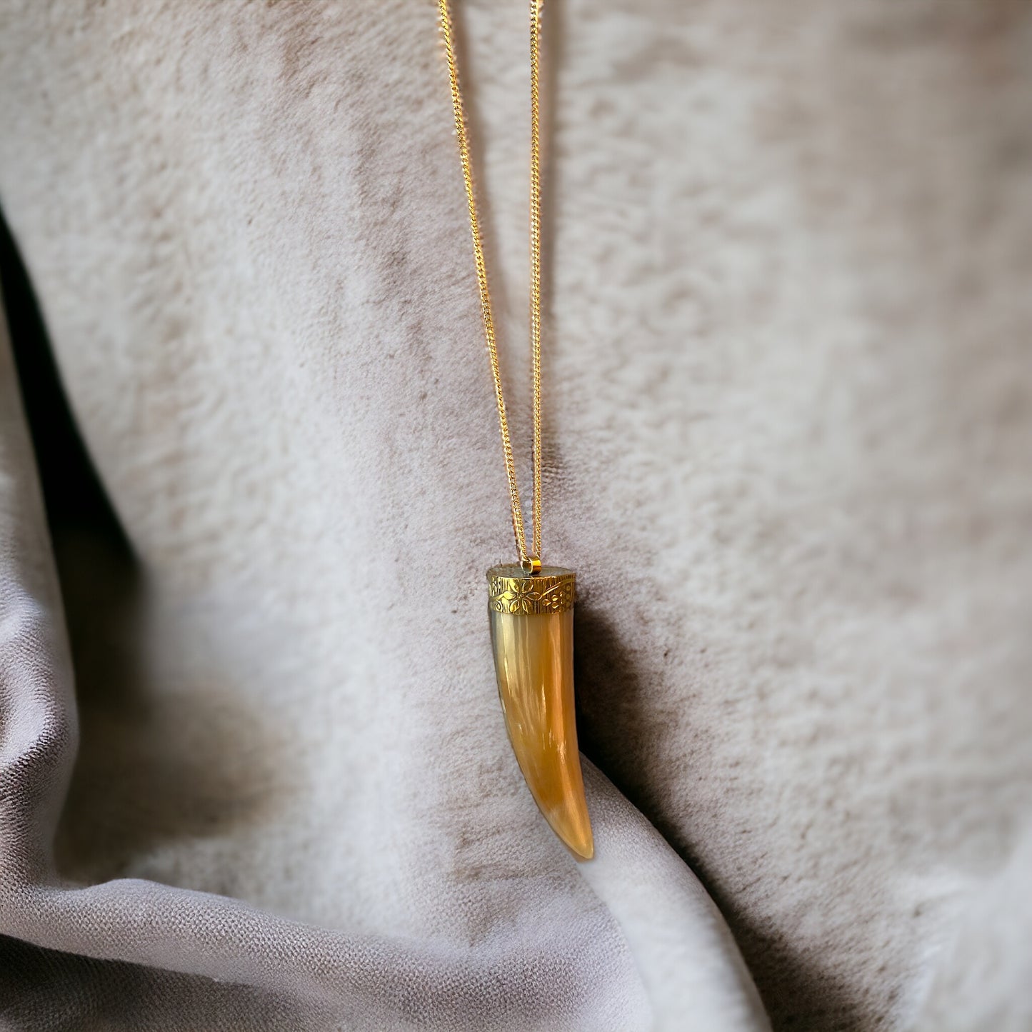 Pearly Tusk Necklace | SwansNature