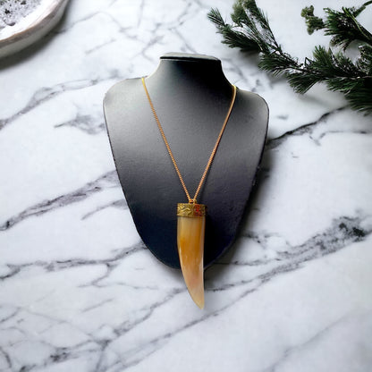 Pearly Tusk Necklace | SwansNature