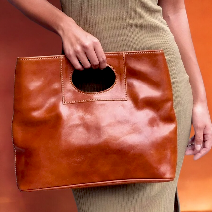 Soft Hand Leather Purse | SwansNature