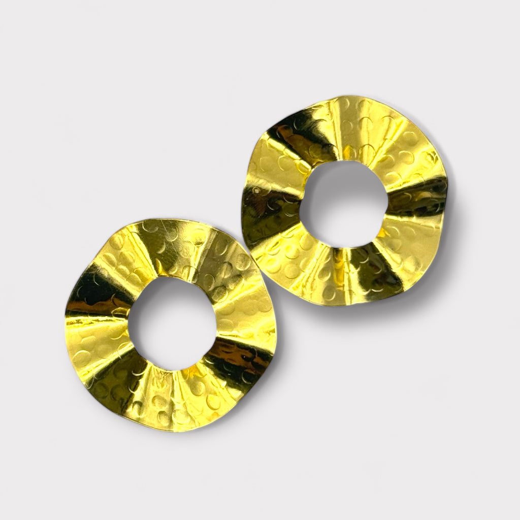 Golden Spinner Studs | SwansNature