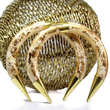 White Golden Dust Earrings | SwansNature