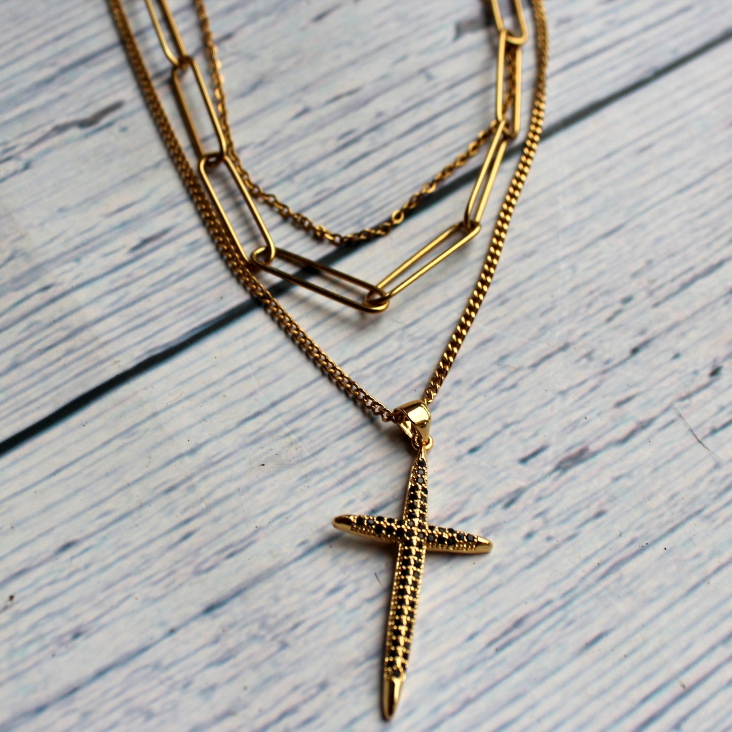 Onyx Cross Layered Chain Set | SwansNature