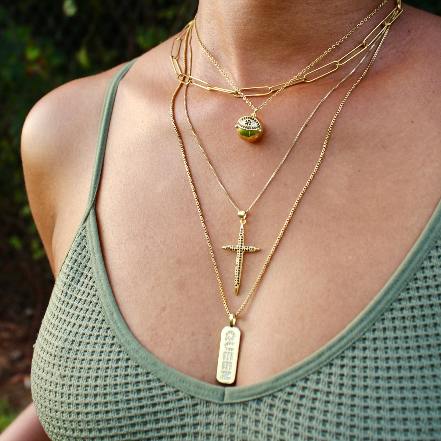 Onyx Cross Layered Chain Set | SwansNature